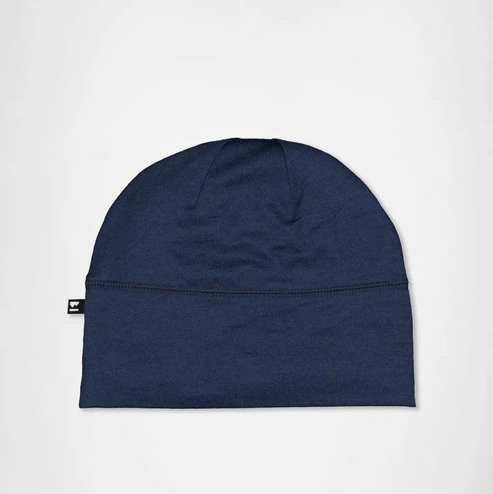 Tuque Mons Royale Tech under helmet